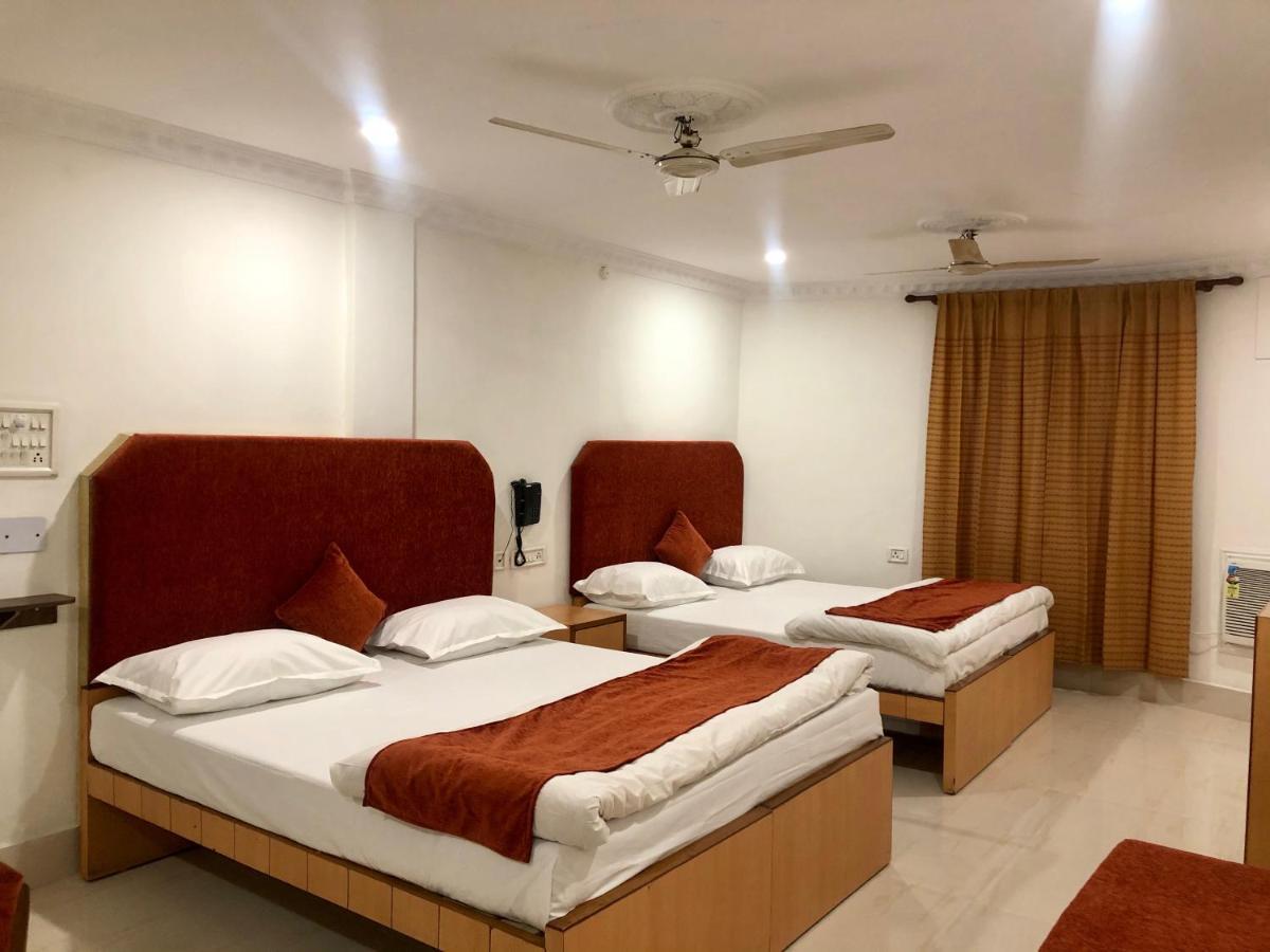 Hotel Saluja Siliguri Dış mekan fotoğraf