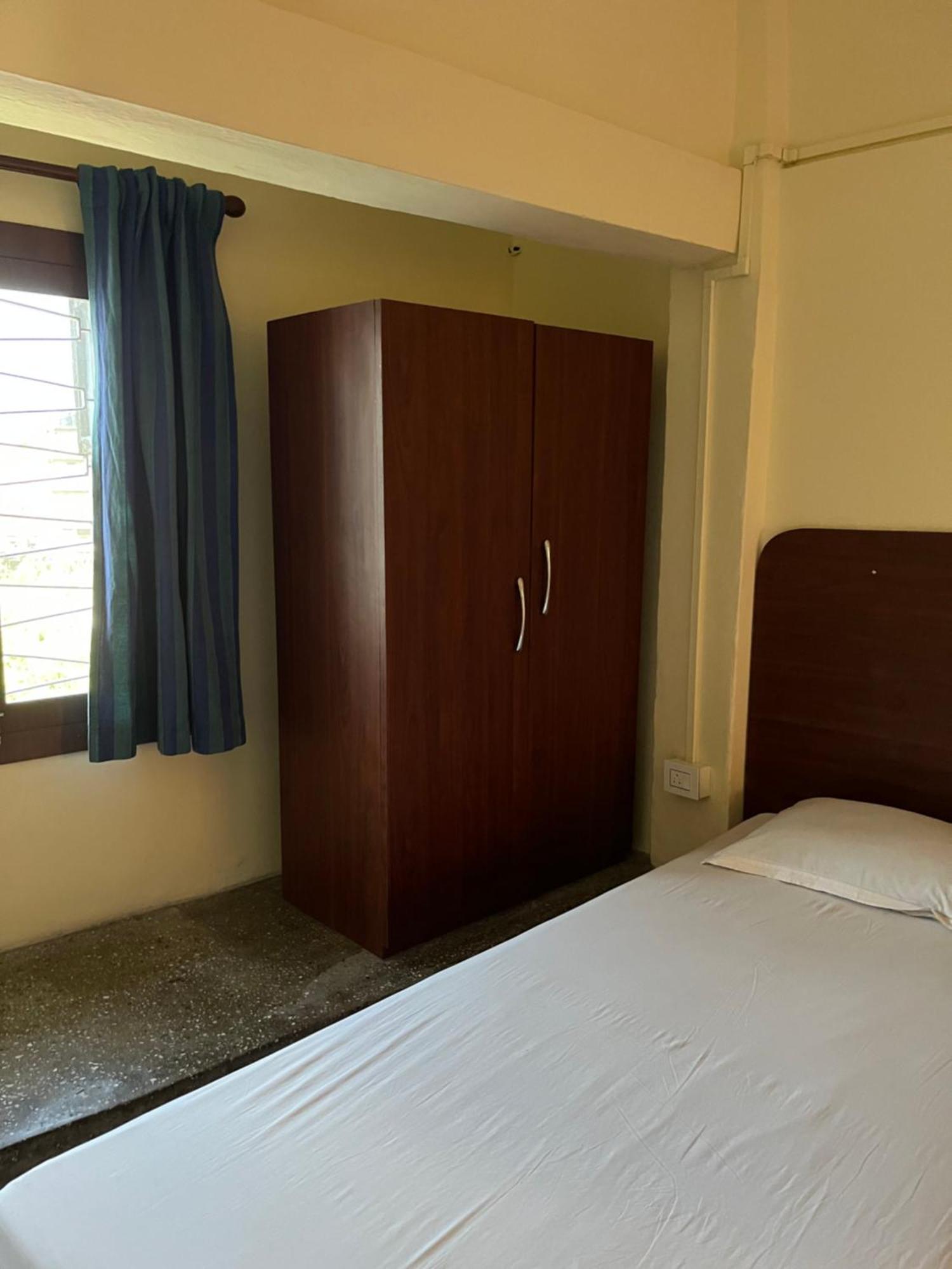 Hotel Saluja Siliguri Dış mekan fotoğraf